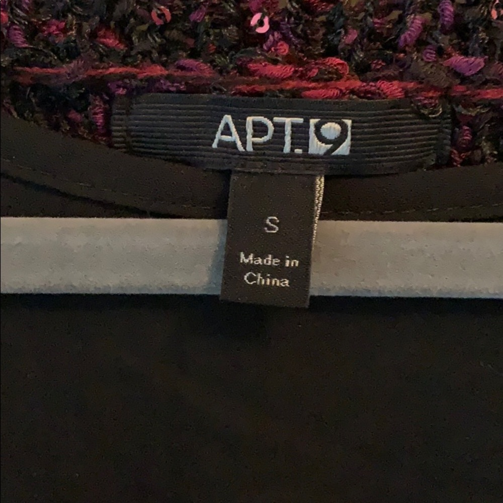 Sweater - Picture 3 of 3